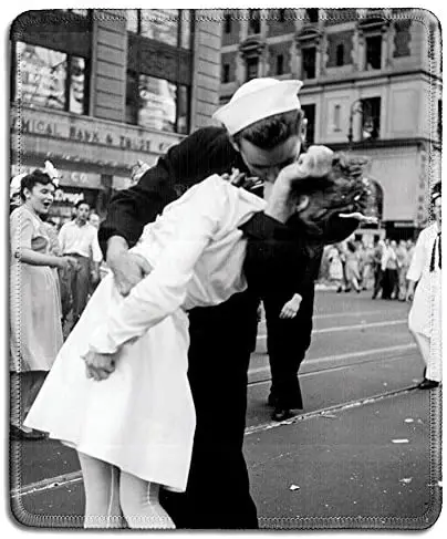 dealzEpic – Art Mousepad – Natural Rubber Mouse Pad with Classic Photo of V-J Day in Times Square Sailor Kissing a Girl (Kissing The War Goodbye) – Stitched Edges – 9.5×7.9 inches