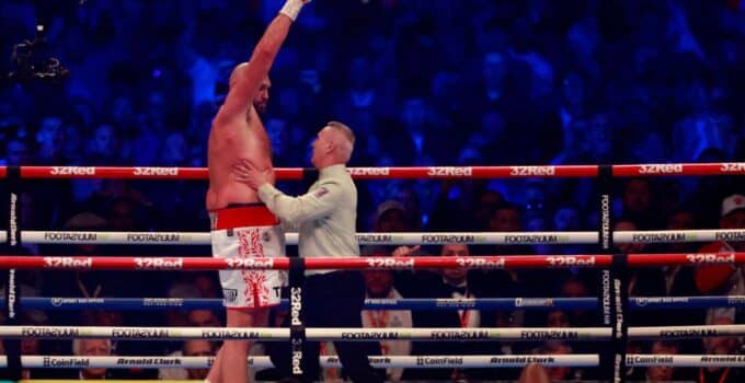 Fury retains WBC heavyweight crown with technical knockout of Whyte