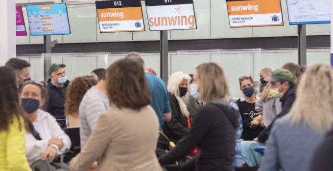 Sunwing is still manually processing flights as technical issue and delays persist