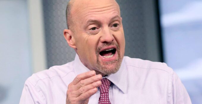 Cramer greenlights beaten-down tech stocks, says Target’s inventory woes suggest inflation is peaking