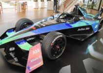 Next gen Formula E car can “disguise” limits of electric technology – Envision’s Sylvain Filippi