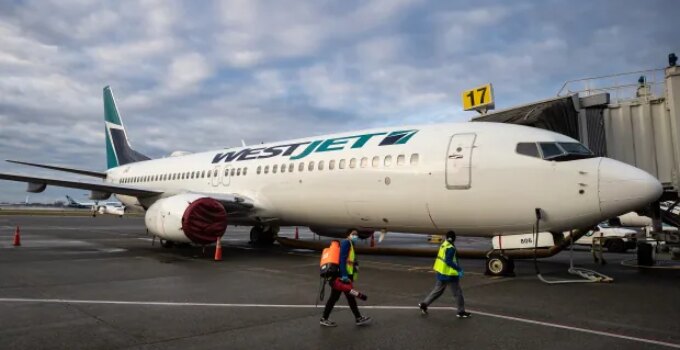 WestJet customers raise privacy concerns after ‘technical issue’ with airline app