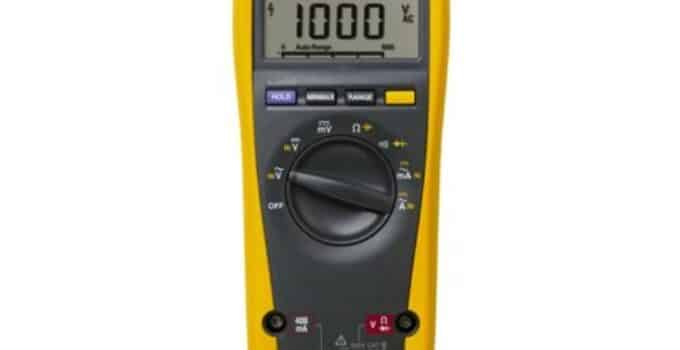 Fluke 175 True RMS Digital Multimeter, (ENG, SP, FR, POR) with a NIST-Traceable Calibration Certificate with Data