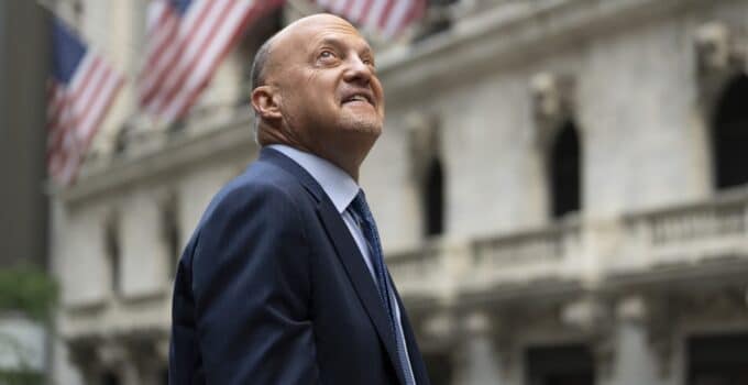 Jim Cramer:  I will not abandon tech stocks because the end of their downturn is near