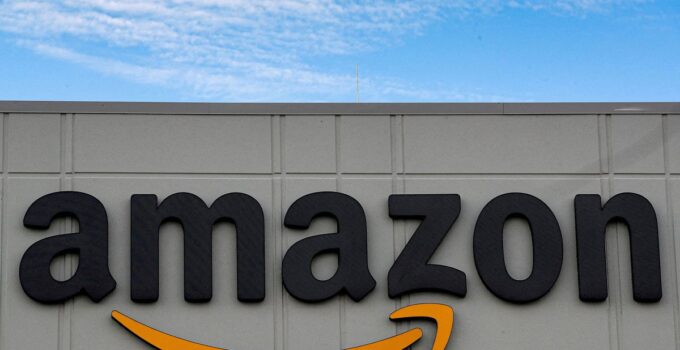 VIEW Weak Amazon outlook another blow to tech-type growth shares