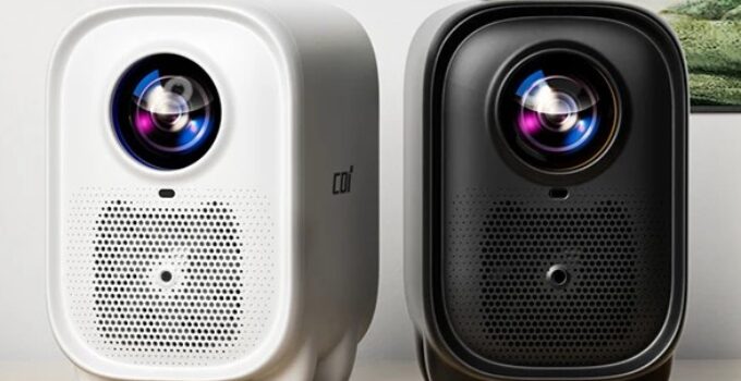 COI Uno5 Projector with 800 ANSI lumens brightness will shortly begin crowdfunding