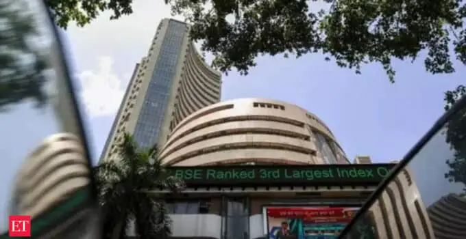 Sensex gains 762 points, Nifty reclaims 18,500; PB Fintech zooms 10%