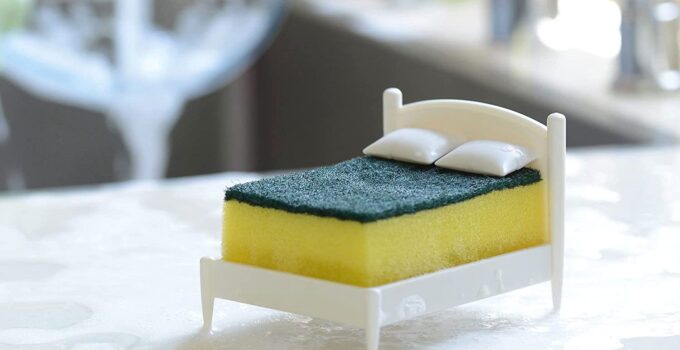 This Bed-Shaped Sponge Holder Is the Gadget of Our Dreams