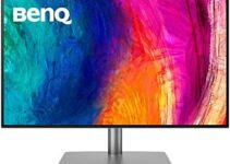 BenQ PD3220U 32 Inch 4K IPS AQCOLOR Computer Monitor with Thunderbolt 3 for MacBook, HDR, Mac-Ready, Display P3, 95% DCI-P3, sRGB, Rec.709, Hotkey Puck G2, Daisy Chain, ICC Sync and Eye-Care Tech