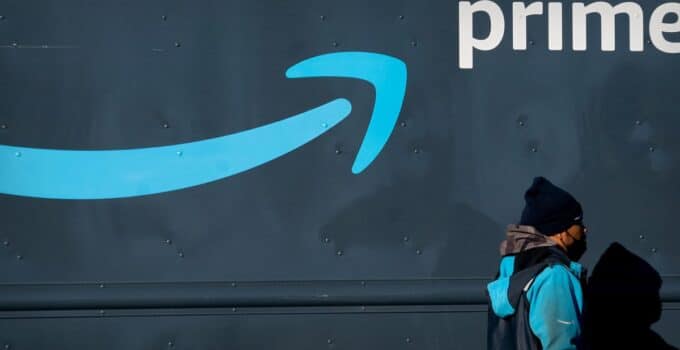 Amazon to Raise Layoff Total to 18,000, the Highest Number in Tech