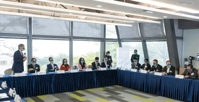 LegCo Subcommittee on Matters Relating to the Development of Smart City visits FinTech and RegTech entities at Cyberport (with photos)