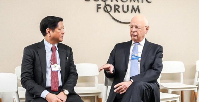 WEF founder invites PH to join center on technological collab
