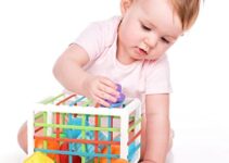 Tiyol Shape Sorter Toys for 1 Year Old, Developmental Montessori Learning, Storage Cube Bin & 6 Sensory Shape Blocks, Fine Motor Skills, Birthday Gifts Toddler Boy Girl Age 1 2 3 (+6 Ocean Balls)