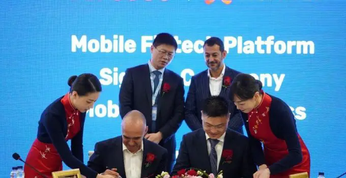Ooredoo signs Fintech service agreement with Huawei