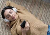 Calm Your Worried Mind With These Self-Soothing Techniques for Adults