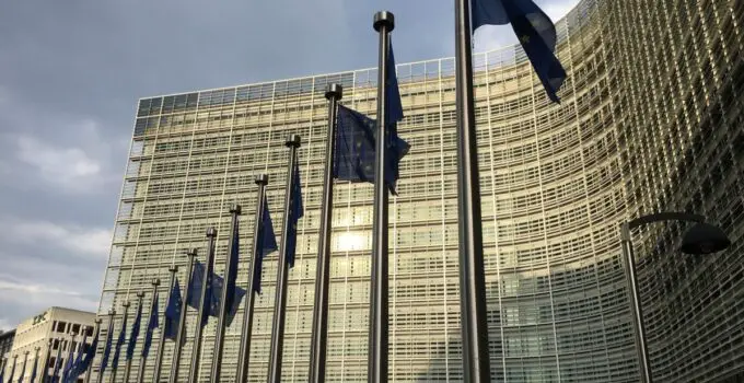 EU loosens state aid rules for green technologies