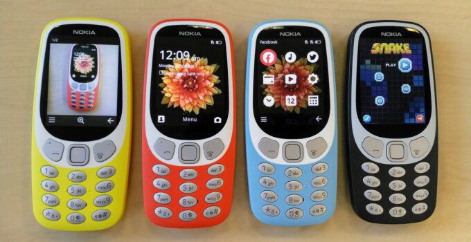 In celebration of the dumb phone, a rare sanity-saving gadget