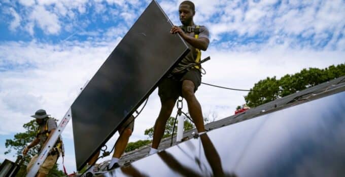 US Invests in Alternative Solar Tech, More Solar for Renters