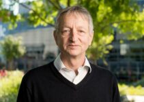 Artificial intelligence pioneer Geoffrey Hinton leaves Google over risks of emerging tech