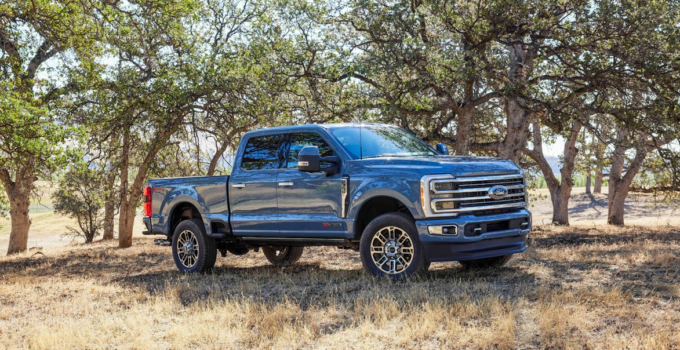 “An Office on Wheels” – Ford’s New 2023 Super Duty Gets Decked with Tech