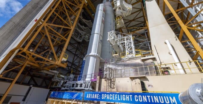 Technical problem postpones final Ariane 5 launch