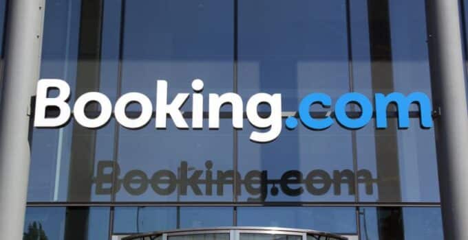 Booking.com halts payments to hosts over IT technical maintenance