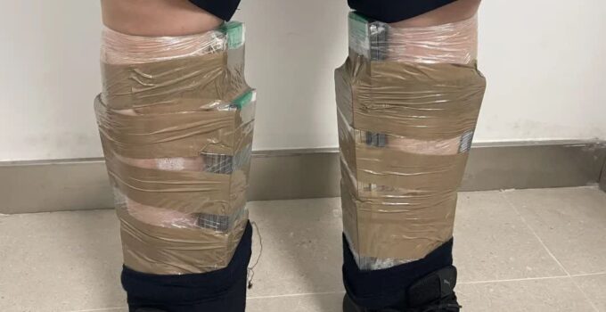 Man tapes 68 iPhones to his body in another foiled attempt at smuggling tech into China