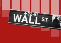 Tech sector sell-off drags down Wall Street stocks