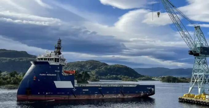 Ulstein tasked with converting two PSVs into geotechnical vessels