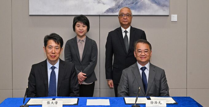 EEB signs Cooperation Arrangement on Technical Exchange on Environmental Monitoring with China National Environmental Monitoring Centre of Ministry of Ecology and Environment (with photos)
