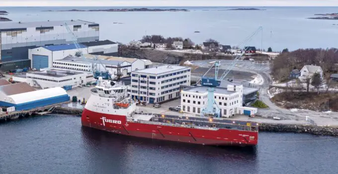 Fugro’s PSV becomes geotechnical survey vessel at Ulstein Verft