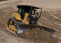 Technology tools for Cat medium dozers add improved control assists and easier 3D upgrades