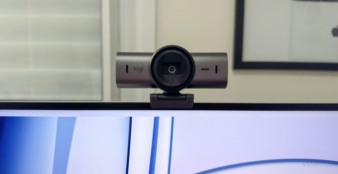 Hands-on: Logitech MX Brio 4K webcam – How does it compare to the MacBook camera?