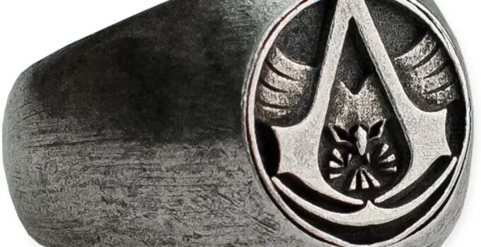 Ubi Workshop Assassin’s Creed Master Assassin Ring Official Ubisoft Collection (Large)