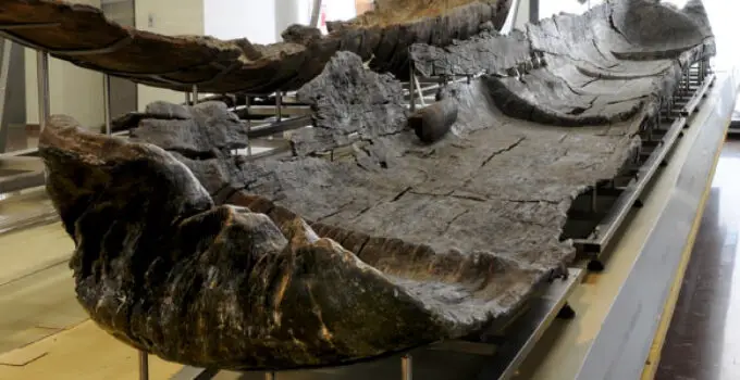 7,000-Year-Old Canoes Reveal Early Development of Nautical Technology