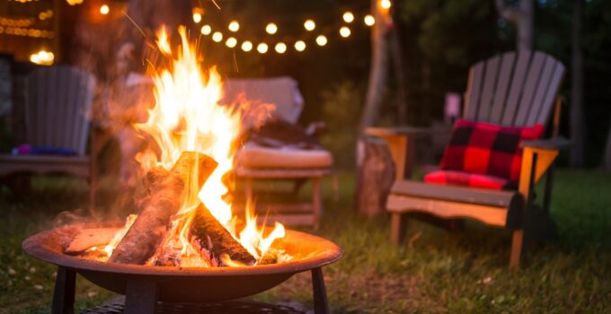 5 Simple Gadgets To Make Camping More Cozy