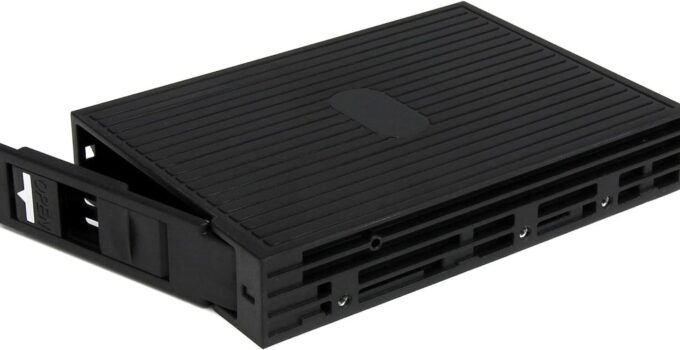 StarTech.com 2.5in SATA/SAS SSD/HDD to 3.5in SATA Hard Drive Converter – Storage bay adapter – 3.5″ to 2.5″ – black – 25SATSAS35